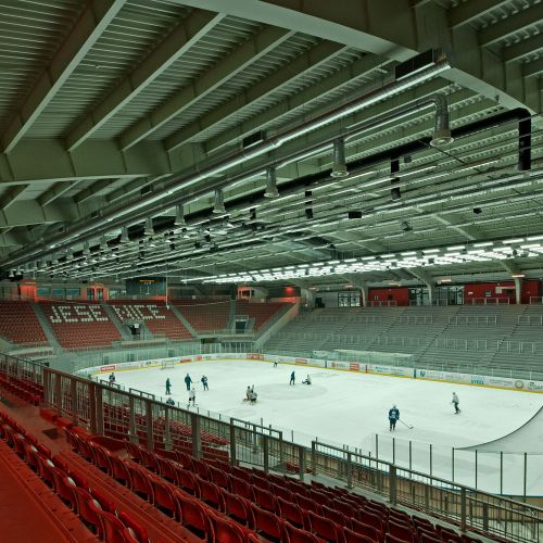 Športna dvorana Podmežakla